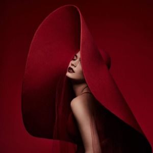 Meet your Posher, Debra